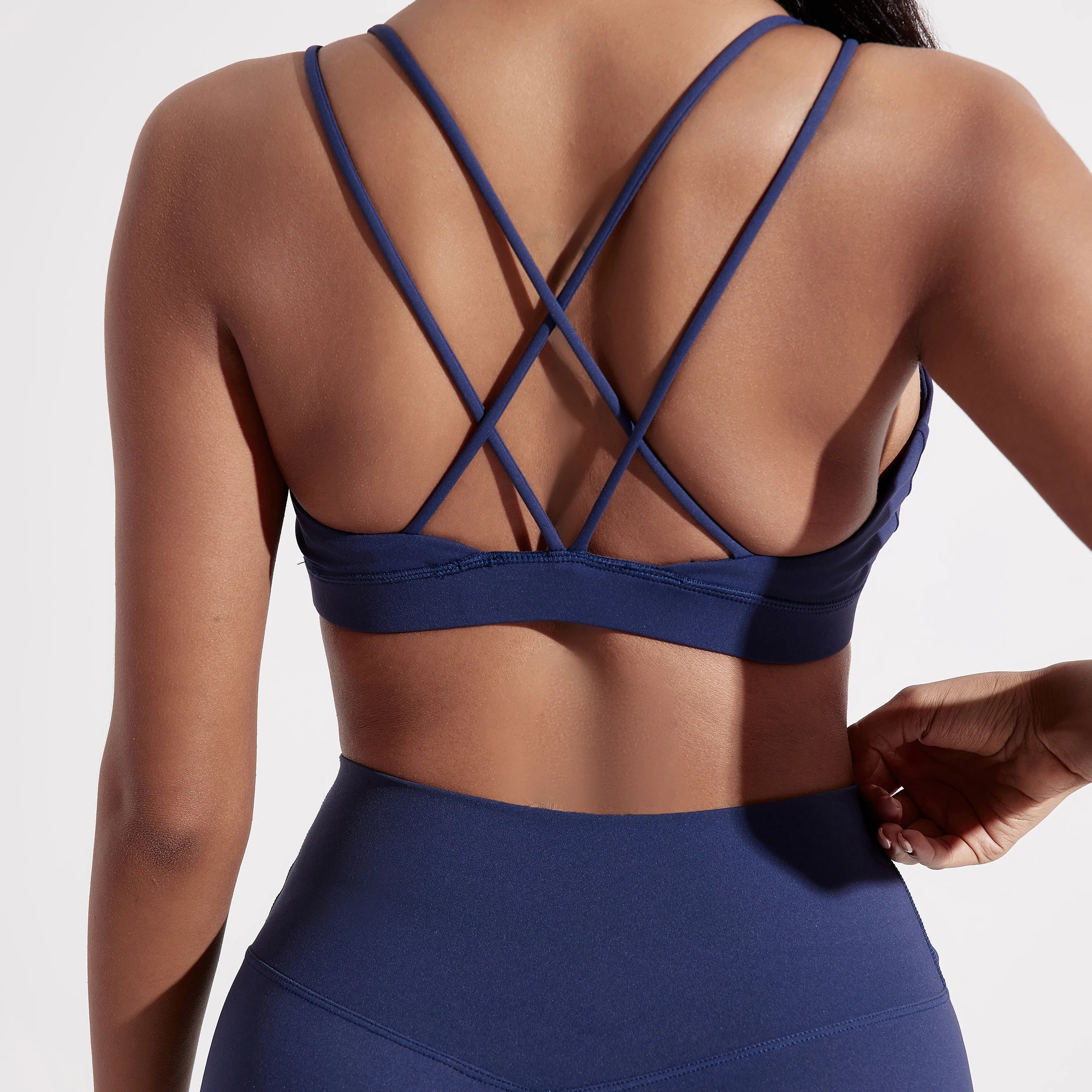 FlexCore™ Seamless Cross-Back Sports Bra